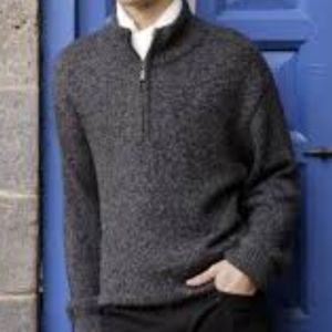 Converse Men's One Star Zip Up Sweater. Dark Gray Long Sleeve